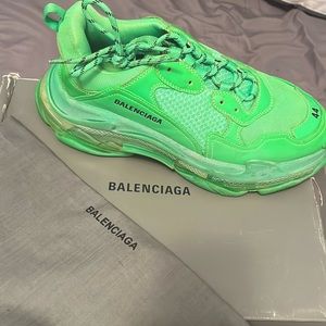 Balenciaga Triple S sneaker | size 44 |